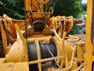06. Trubkoukladač KOMATSU D 355 C3, nr. 11705