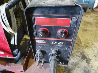 PSJ 07. Svářečka LINCOLN ELECTRIC s podavačem LF39