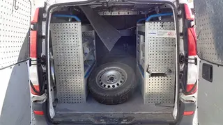 49. e - aukce ČEZ MERCEDES BENZ VITO, RZ 8T75372