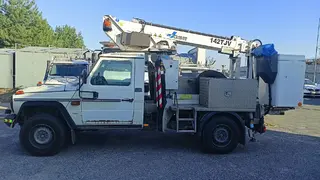 51. e - aukce ČEZ MERCEDES BENZ G 300 plošina, RZ 9T03987
