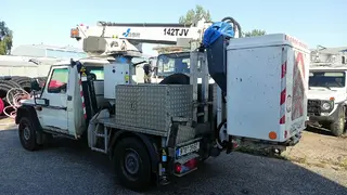 51. e - aukce ČEZ MERCEDES BENZ G 300 plošina, RZ 9T03987