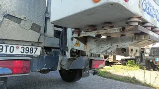 51. e - aukce ČEZ MERCEDES BENZ G 300 plošina, RZ 9T03987