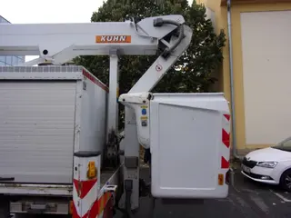 52. e - aukce ČEZ MERCEDES BENZ VARIO 816DA 4X4 S PLOŠINOU, RZ 9T04915