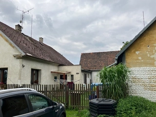 II. - Rodinný dům na ulici U Rybníků 221 v obci Šenov