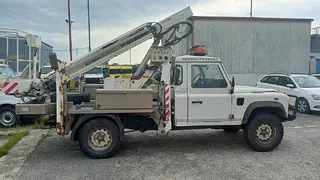 E - aukce ČEZ Land Rover plošina IPT12-1/A, RZ 8T70283