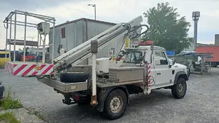 E - aukce ČEZ Land Rover plošina IPT12-1/A, RZ 8T70283