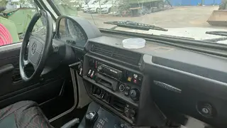 51. e - aukce ČEZ MERCEDES BENZ G 300 plošina Rothlehner, RZ 8T70953