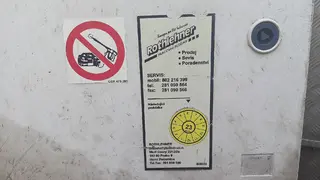 51. e - aukce ČEZ MERCEDES BENZ G 300 plošina Rothlehner, RZ 8T70953