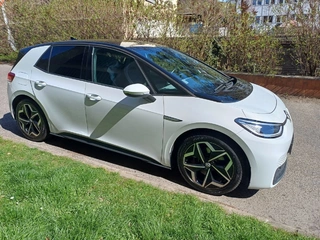 VŘ č. 13 ČEZ VOLKSWAGEN ID.3 Tour 150 kW 77kWh, RZ EL045AM