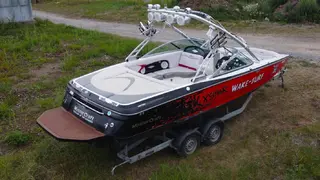 Jacht servis 01. MASTERCRAFT X STAR motorový člun
