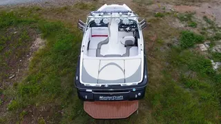 Jacht servis 01. MASTERCRAFT X STAR motorový člun