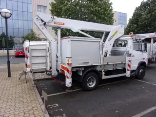 49. e - aukce ČEZ MERCEDES BENZ VARIO 816DA 4X4 S PLOŠINOU, RZ 8T59077