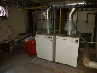 100% obchodního podílu společnosti Merhautova 1024/155, Brno s.r.o./budova Brno, ul. Merhautova