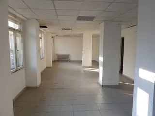 100% obchodního podílu společnosti Merhautova 1024/155, Brno s.r.o./budova Brno, ul. Merhautova