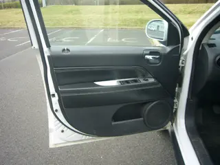 27. e - aukce ČEZ JEEP COMPASS, RZ 8T92336