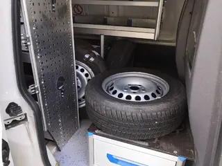 32. e - aukce ČEZ VOLKSWAGEN CADDY, RZ 9T49923