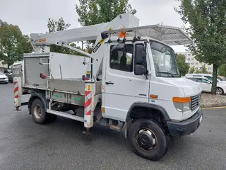 49. e - aukce ČEZ MERCEDES BENZ VARIO 816DA 4X4 S PLOŠINOU, RZ 1TL4790