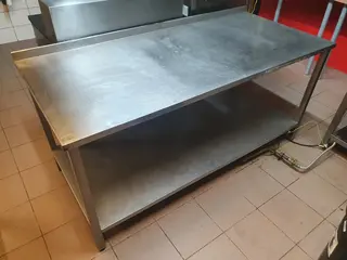 Série LETMO 12 Nerezový stůl velký