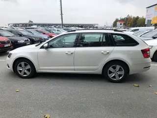 52. e - aukce ČEZ Škoda Octavia Combi Ambition 1,6 TDI, RZ 1TN4929