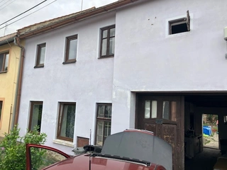 III. 13. Rodinný dům 5+1 v obci Vrchoslavice, okres Zlín