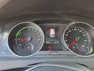 VŘ č. 17 ČEZ VOLKSWAGEN GOLF 100kW 136 PS e-Golf, RZ EL336AB