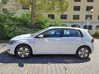 VŘ č. 17 ČEZ VOLKSWAGEN GOLF 100kW 136 PS e-Golf, RZ EL336AB