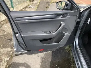 49. e - aukce ČEZ Škoda Superb Style 2,0 TSI, RZ 1TU2138