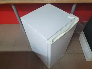 Série LETMO 15 Lednička, ETA RSD083GW8A