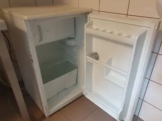 Série LETMO 16 Lednička, objem 90l