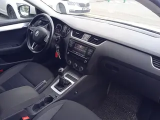 25. e-aukce ČEZ ŠKODA OCTAVIA, RZ 1TH8520