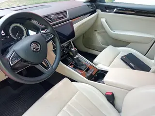 49. e - aukce ČEZ Škoda Superb LK 2,0 TDI, RZ 1TI5023