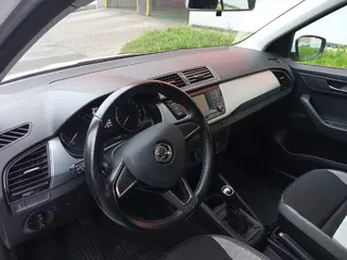 51. e - aukce ČEZ Škoda Fabia Combi Ambition 1,4 TDI, RZ 1TM3824