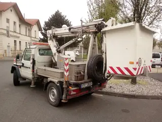 28. e - aukce ČEZ MERCEDES G, RZ 9T02820