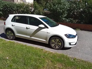 51. e - aukce ČEZ VOLKSWAGEN e-Golf, RZ EL092AB