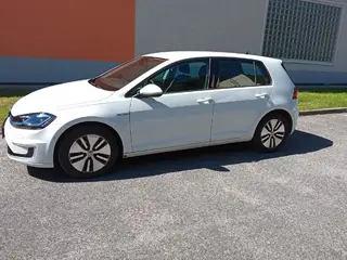 51. e - aukce ČEZ VOLKSWAGEN e-Golf, RZ EL092AB