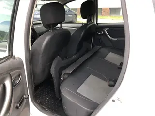 52. e - aukce ČEZ Dacia Duster Combi 1,5 dci 4x4, RZ 1TA7487