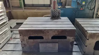 PŽSK 88. 2 ks. Upínací kostky 100x140x70, svěrák