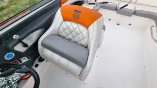 Jacht servis 02. MASTERCRAFT X45 motorový člun