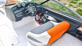 Jacht servis 02. MASTERCRAFT X45 motorový člun