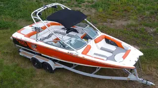 Jacht servis 02. MASTERCRAFT X45 motorový člun