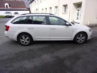 48. e - aukce ČEZ Škoda Octavia Combi Ambition 1,6 TDI, RZ 1TH7594