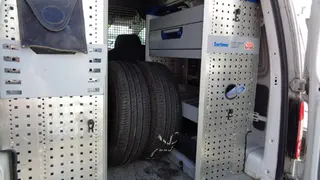 27. e - aukce ČEZ VOLKSWAGEN CADDY, RZ 8T59145