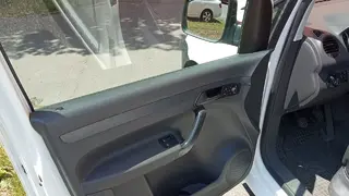 30. e - aukce ČEZ VOLKSWAGEN CADDY, RZ 9T48861