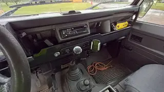 35. e-aukce ČEZ LAND ROVER DEFENDER, RZ 8T57492