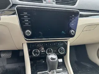VŘ č. 14 ČEZ ŠKODA SUPERB 2.0 TSI 140kW L&K DSG, RZ 1TU2798