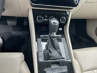 VŘ č. 14 ČEZ ŠKODA SUPERB 2.0 TSI 140kW L&K DSG, RZ 1TU2798