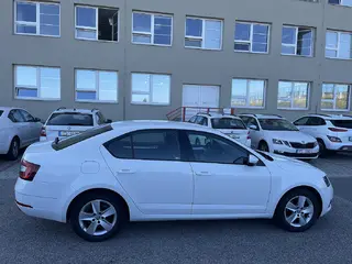 32. e - aukce ČEZ ŠKODA OCTAVIA, RZ 1TM5176