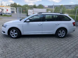 28. e - aukce ČEZ ŠKODA OCTAVIA, RZ 1TH7393