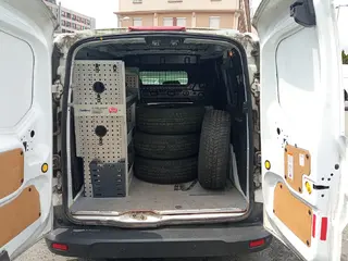 30. e - aukce ČEZ FORD TRANSIT CONNECT, RZ 9T57896