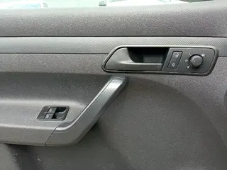 28. e - aukce ČEZ VOLKSWAGEN CADDY, RZ 8T91702